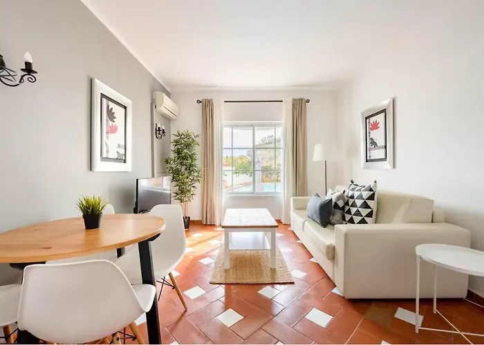 아파트 발루아르티 다 아파트먼트 *