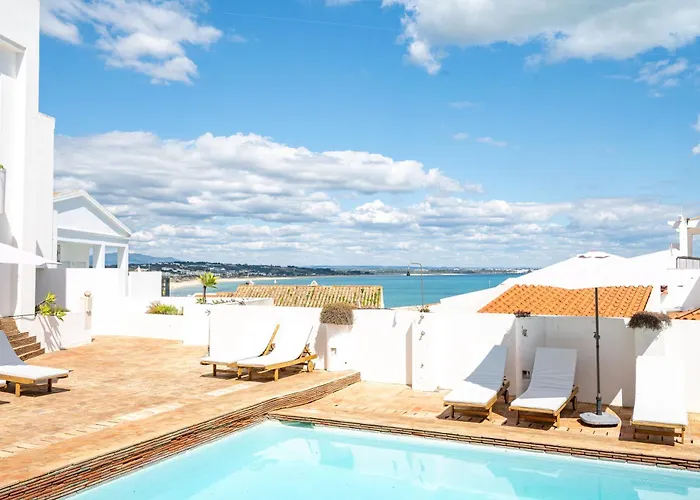 발루아르티 다 아파트먼트 라고스