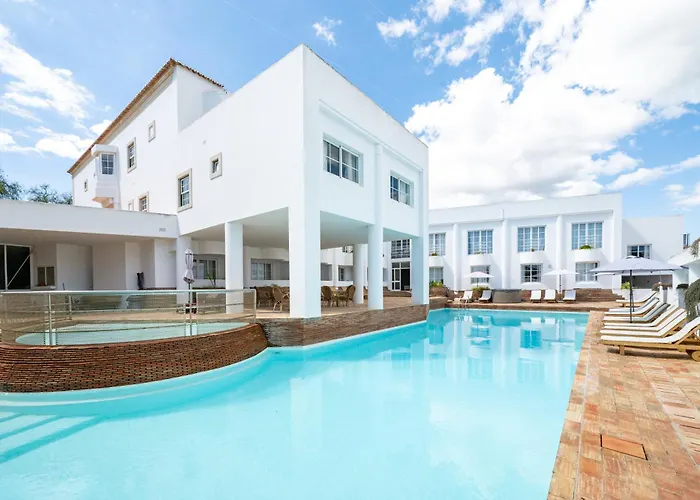 아파트 발루아르티 다 아파트먼트 라고스